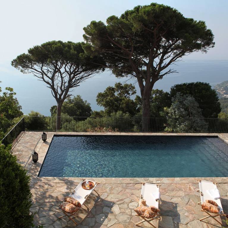 3 - La Corse